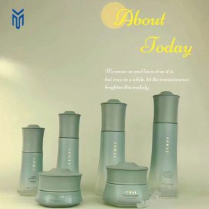 Wholesale Glass Cosmetic Set Empty Lotion Bottle 40ml 50ml 110ml 130ml  Cream Jar 20g 30g 50g